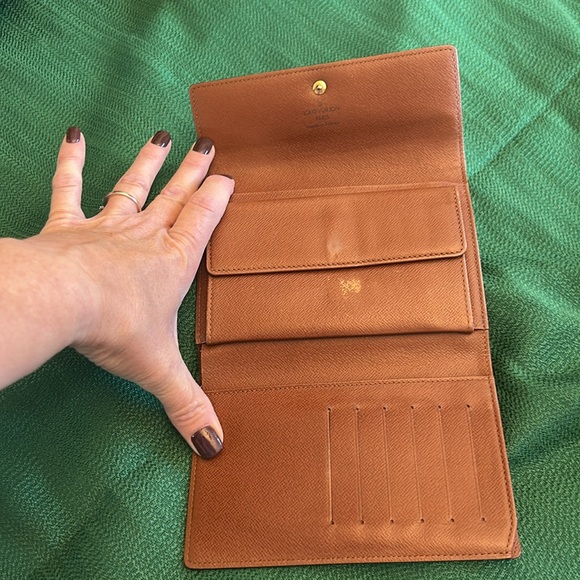 Authentic‎ Louis Vuitton Monogram Trifold Long Wallet - Picture 2 of 14